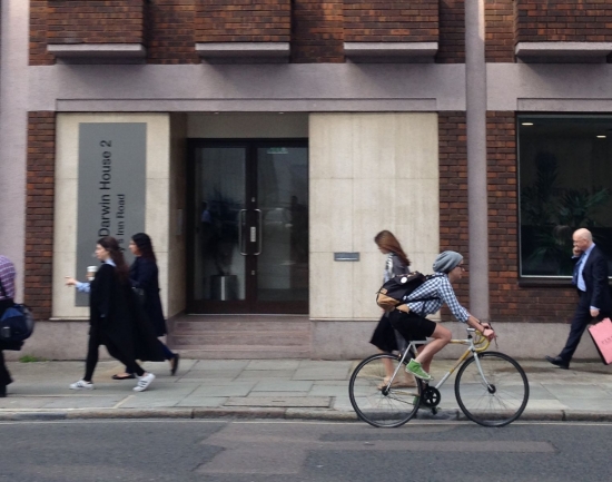 LI members vote to stay in the capital